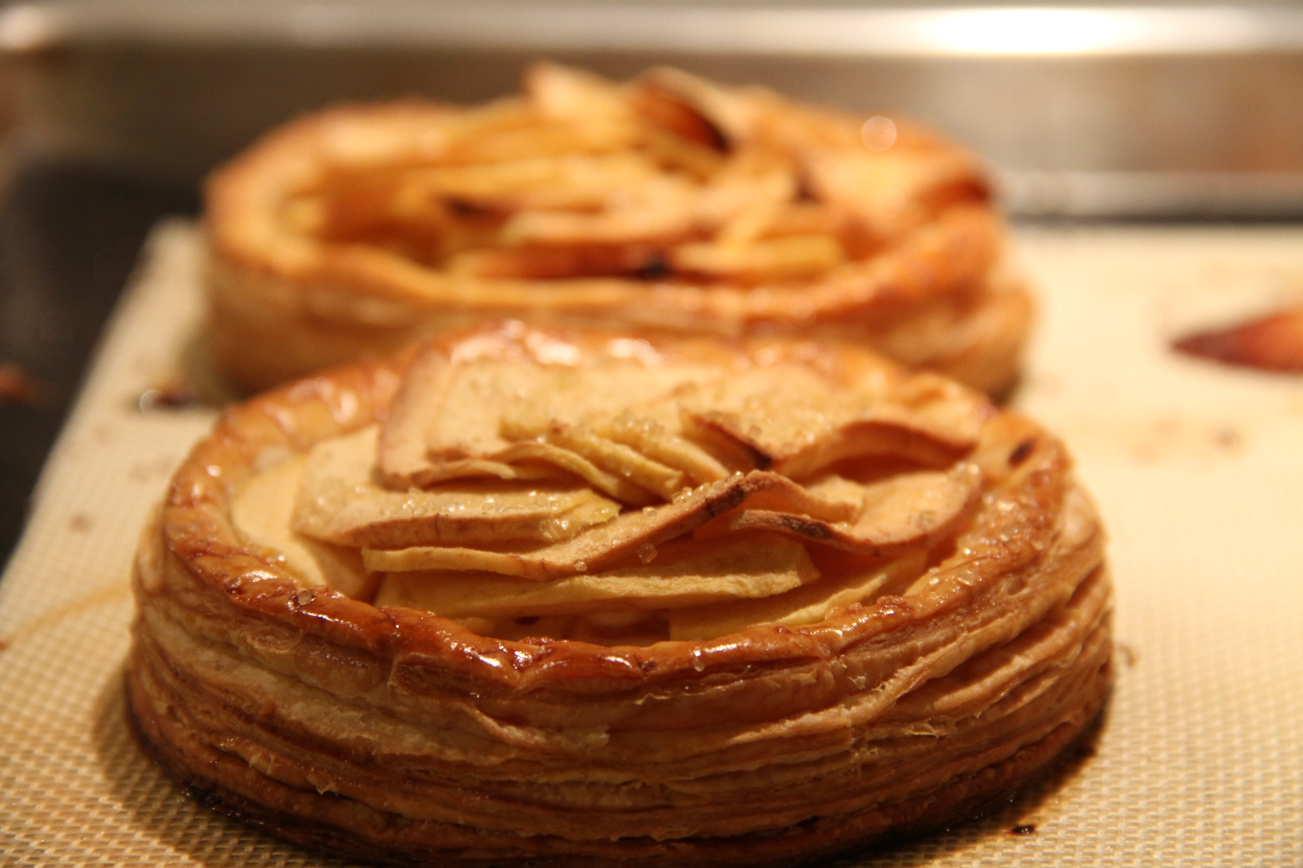 Apple Tartlet with goat cheese